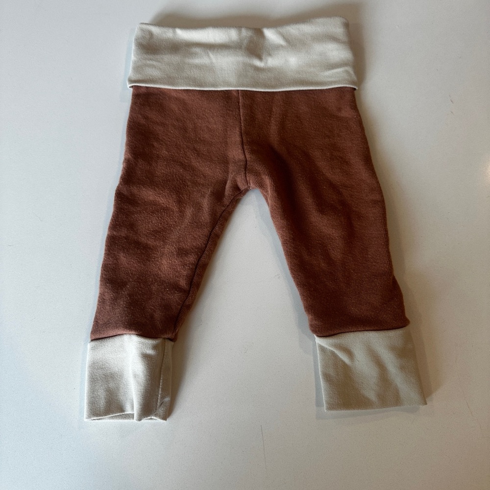 Little Bows & Arrow leggings